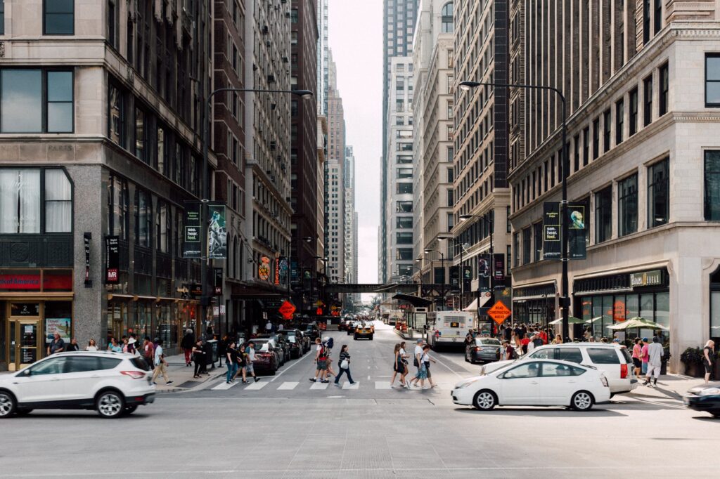 professionals working in Chicago Illinois highest salary city in the state