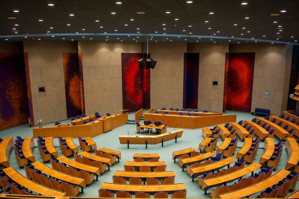 lawmakers debating new mexico bill on government misconduct penalties