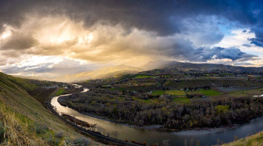 Yakima Valley Washington where city has highest obesity rate in Washington State