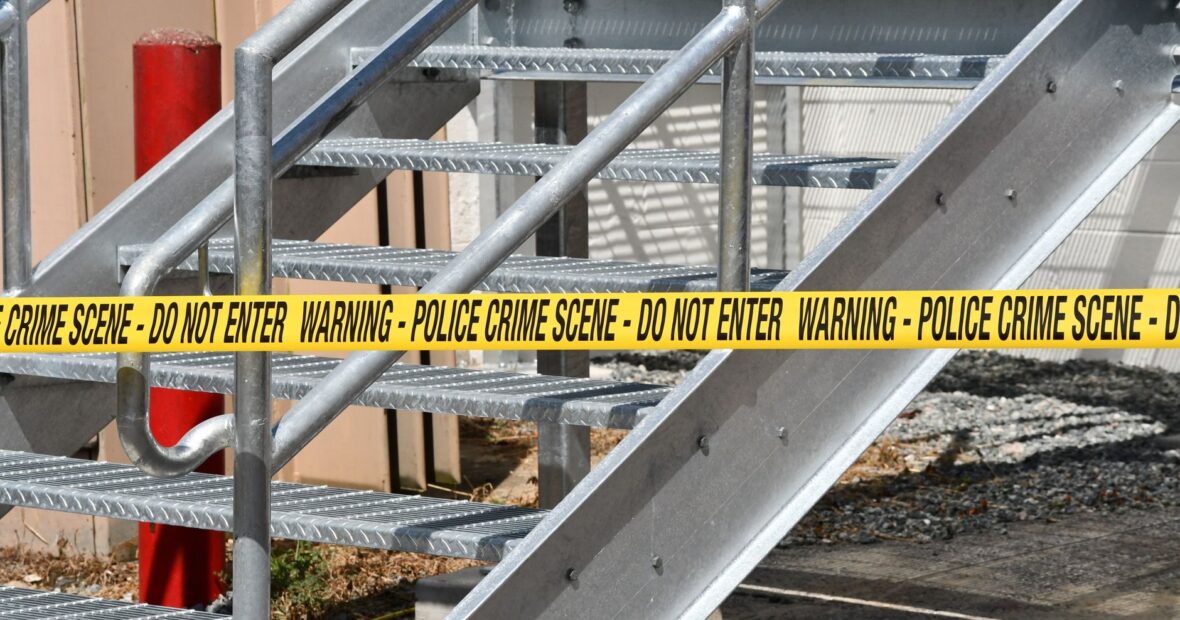 police officers at a Northeast DC crime scene related to a robbery investigation