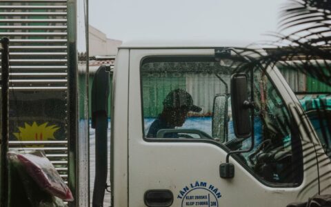 Amazon truck driver disappearance investigation