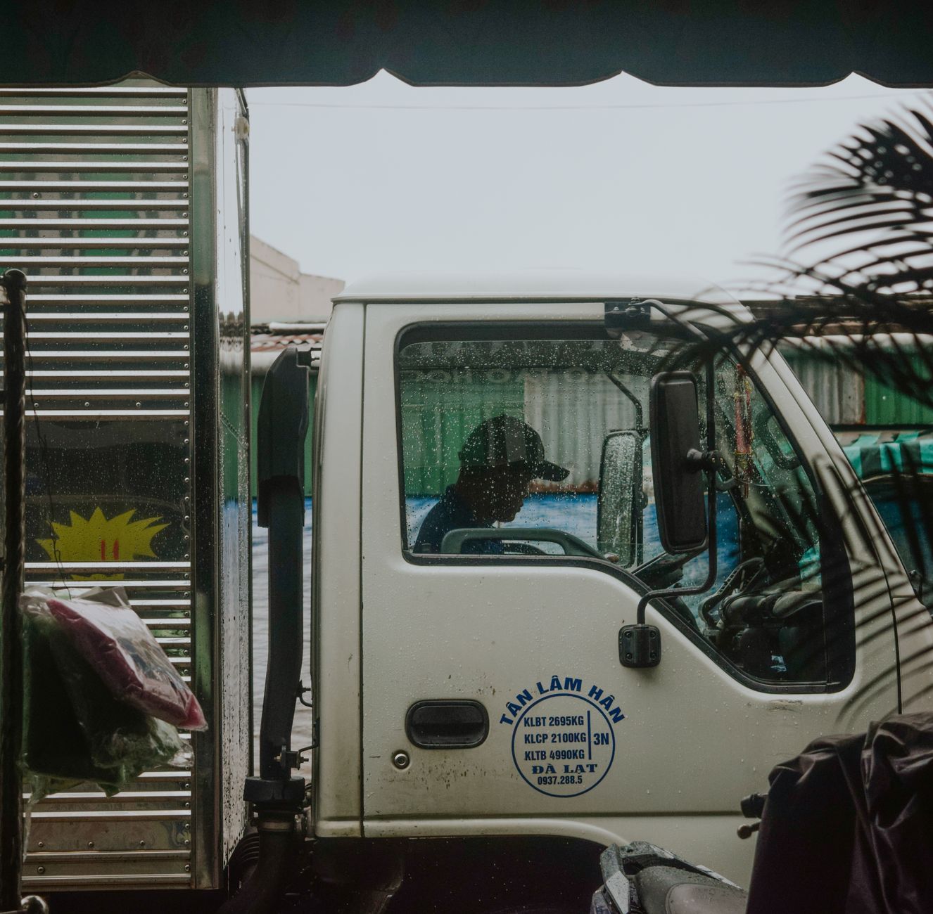 Amazon truck driver disappearance investigation