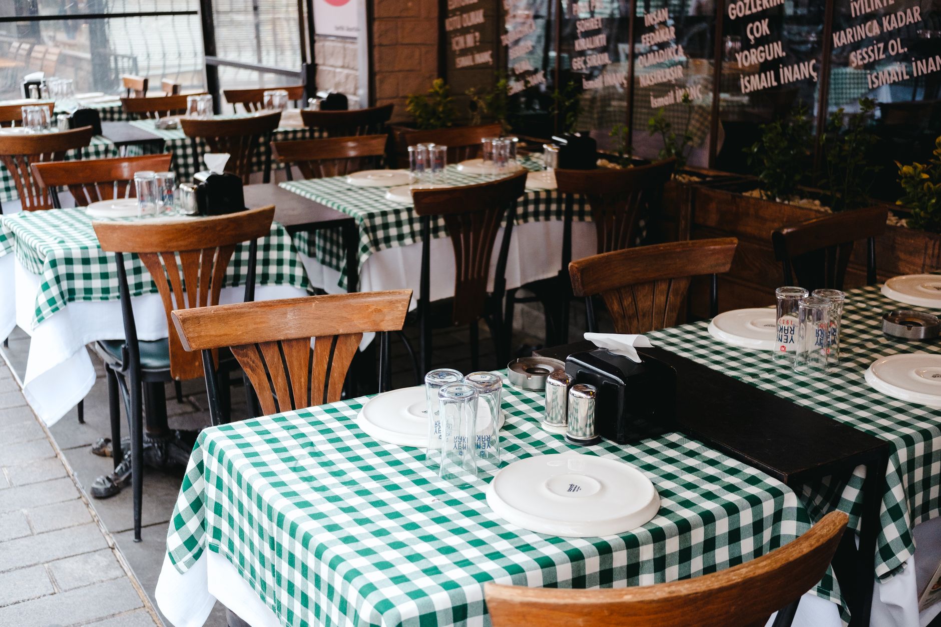 another restaurant and bar in Grand Rapids closes its doors