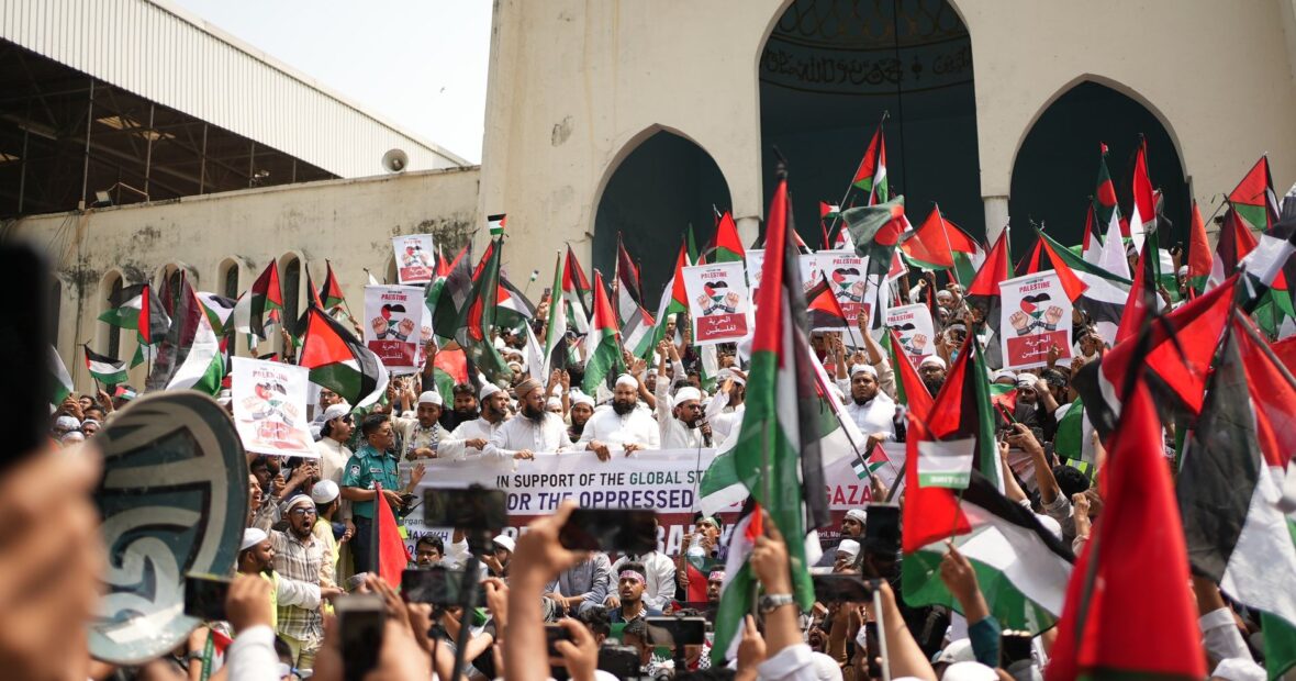 Hamas captors release Israeli hostages and extend truce negotiations