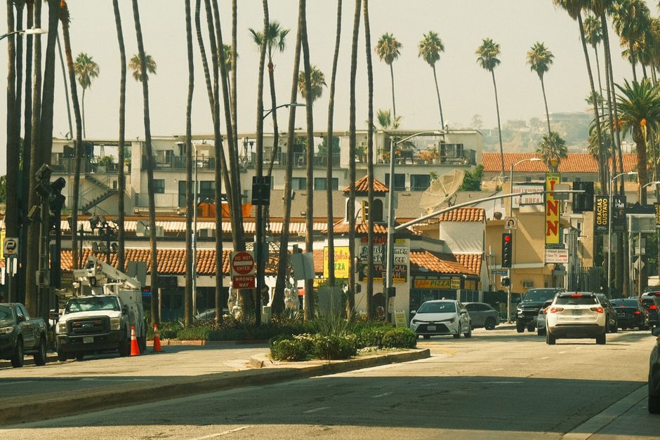 Best Areas to Book an Airbnb in Los Angeles, CA