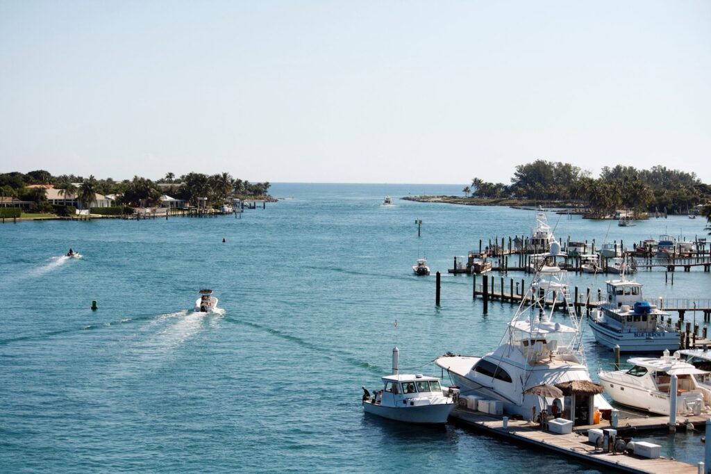 dog owner enjoying Jupiter Florida pet-friendly waterfront