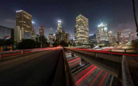 Los Angeles, CA: What's Overrated and What's Worth It
