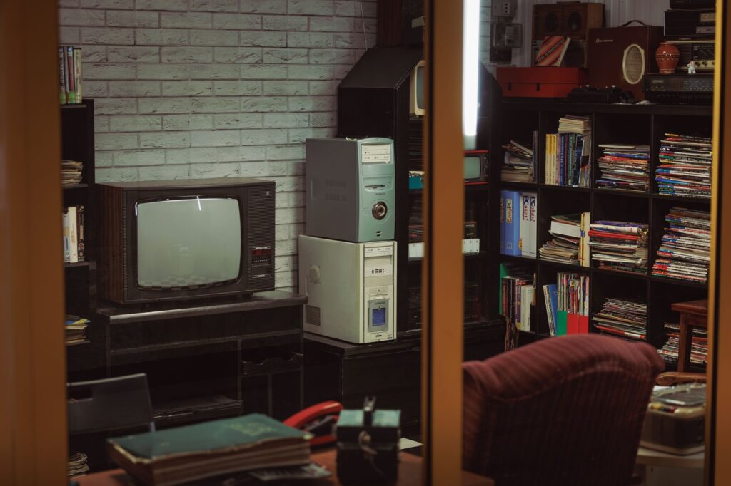 1970s living room interior with textured ceiling design