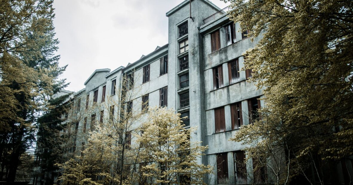 exterior of Topeka State Hospital historic psychiatric facility