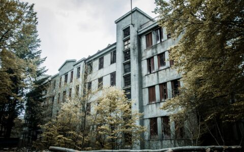 exterior of Topeka State Hospital historic psychiatric facility