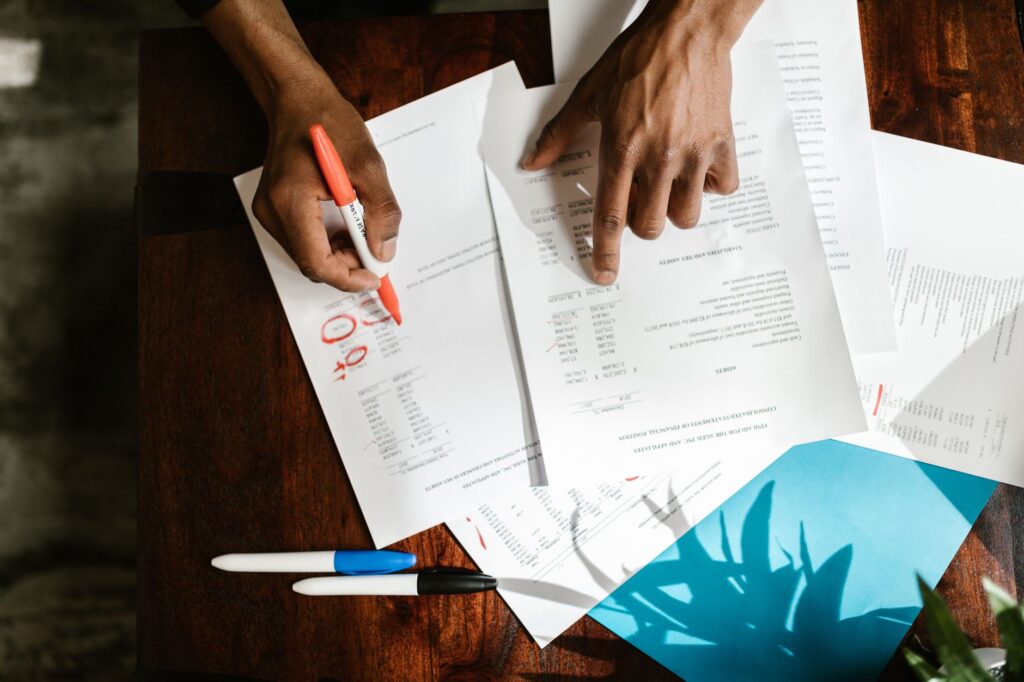 Pennsylvania resident reviewing stimulus check eligibility documents