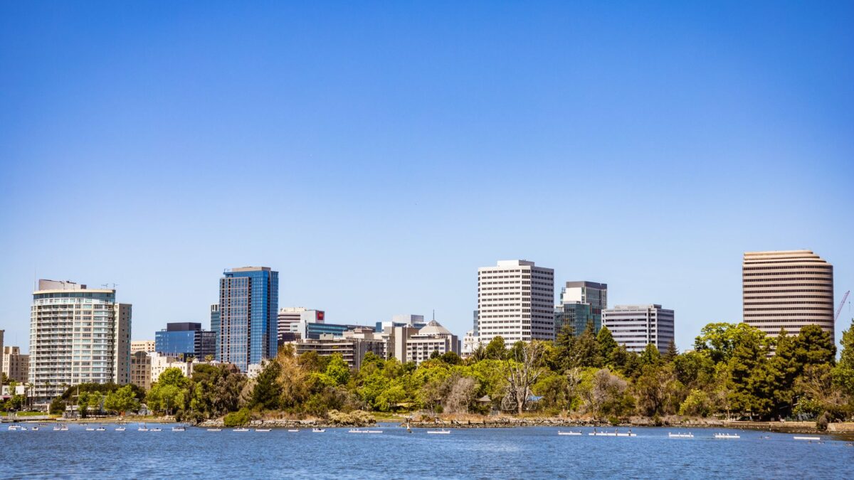 Oakland California downtown skyline