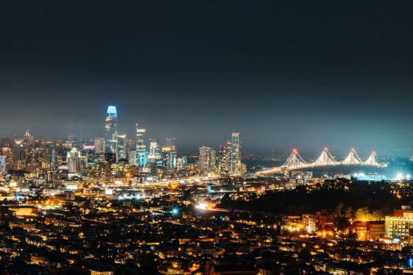 San Francisco skyline with the Bay at sunset, featured in the 2026 SF safety guide
