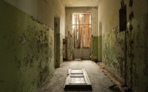 haunted upstate New York asylum hallway where 1700 died