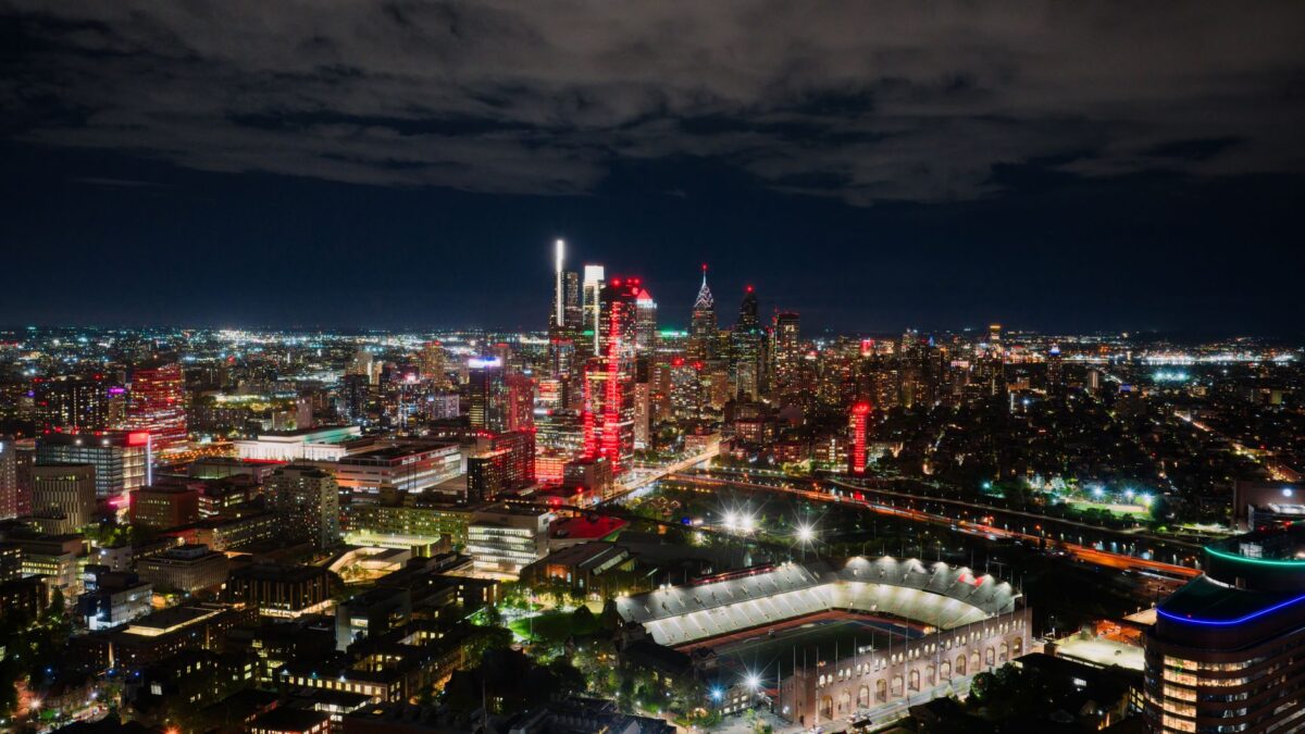 Philadelphia Pennsylvania city skyline